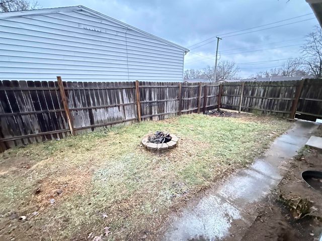 201 E Russ Avenue, Mishawaka, IN 46545