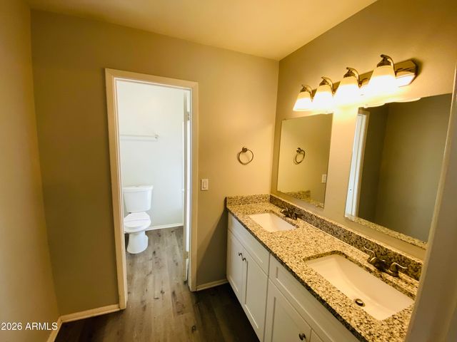 701 N COMANCHE Drive, Chandler, AZ 85224