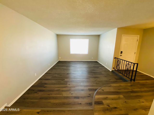 701 N COMANCHE Drive, Chandler, AZ 85224