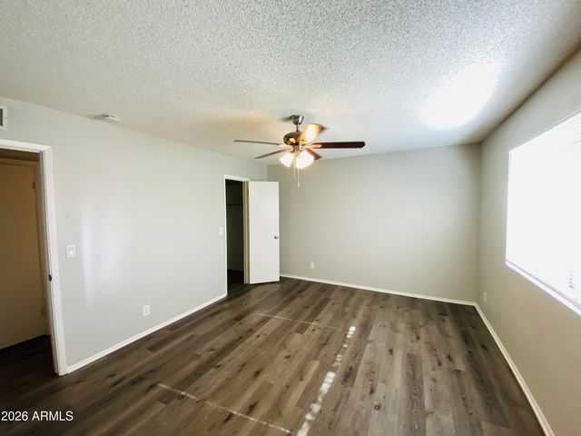 701 N COMANCHE Drive, Chandler, AZ 85224