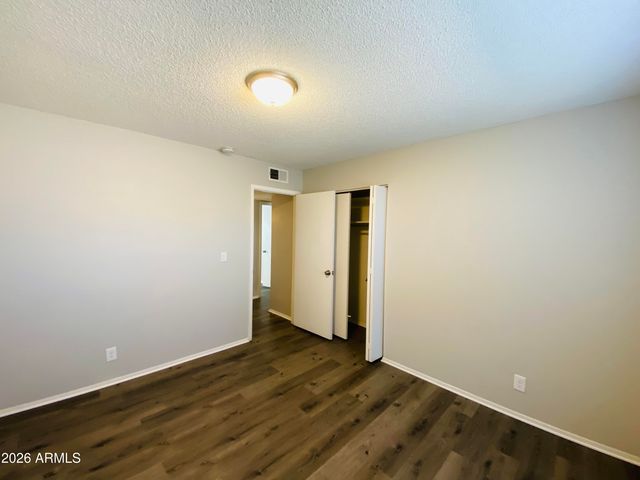 701 N COMANCHE Drive, Chandler, AZ 85224