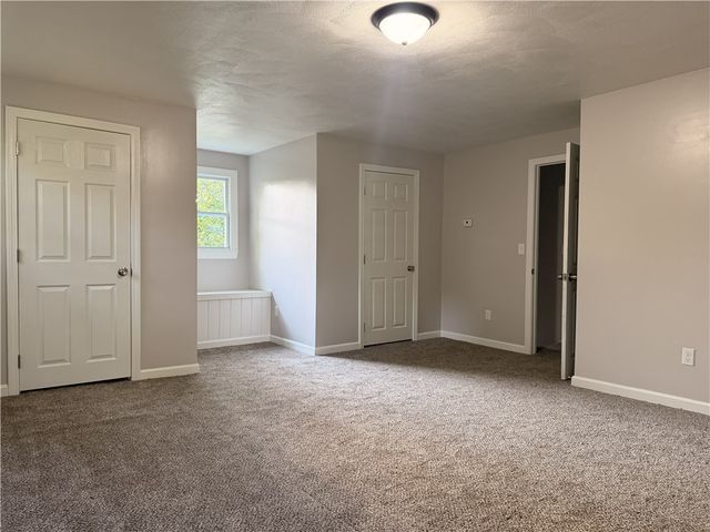 15 Baneberry Drive, Cranston, RI 02921