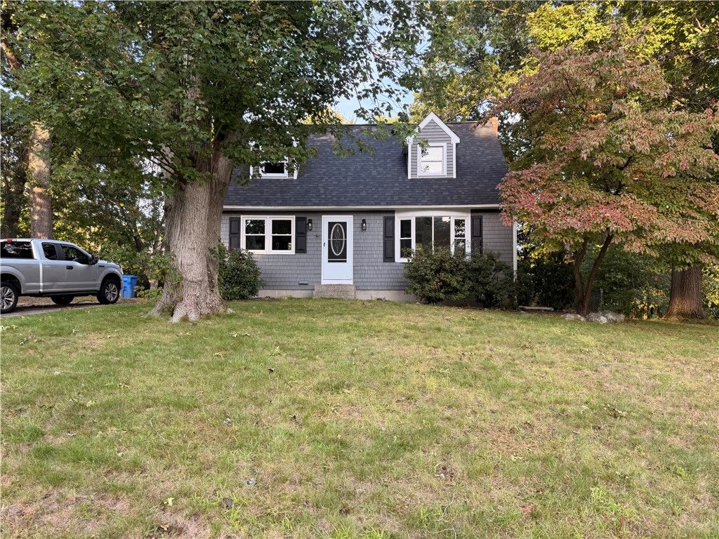 15 Baneberry Drive, Cranston, RI 02921