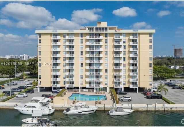 2000 NE 135th St 405, North Miami, FL 33181