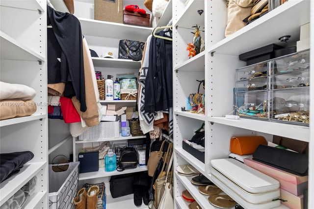 22658 SW 65th Cir, Boca Raton, FL 33428