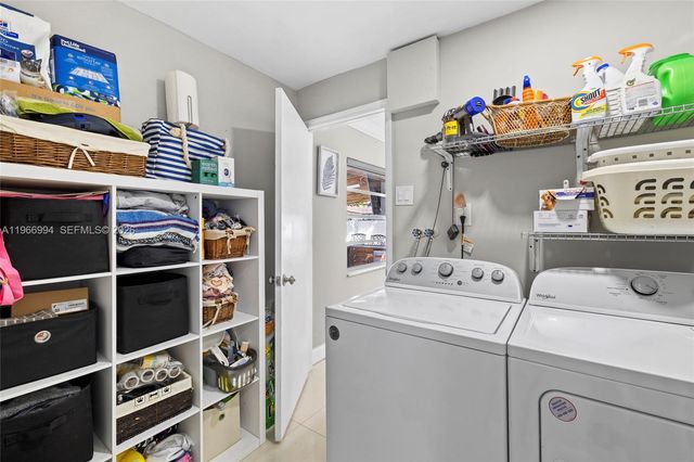 22658 SW 65th Cir, Boca Raton, FL 33428