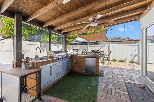 22658 SW 65th Cir, Boca Raton, FL 33428