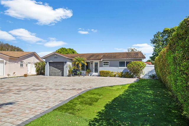 22658 SW 65th Cir, Boca Raton, FL 33428