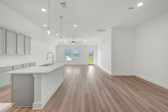 14001 Baikal Manor Drive, Santa Fe, TX 77510