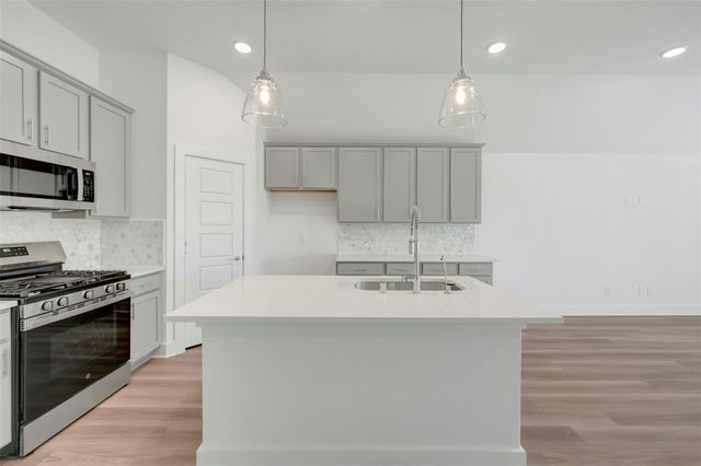 14001 Baikal Manor Drive, Santa Fe, TX 77510