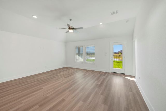 14001 Baikal Manor Drive, Santa Fe, TX 77510
