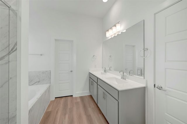 14001 Baikal Manor Drive, Santa Fe, TX 77510