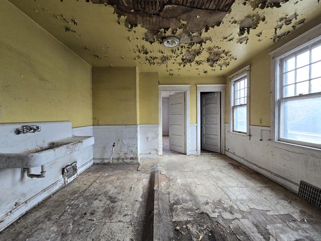 3921 N 19th PLACE, Milwaukee, WI 53206