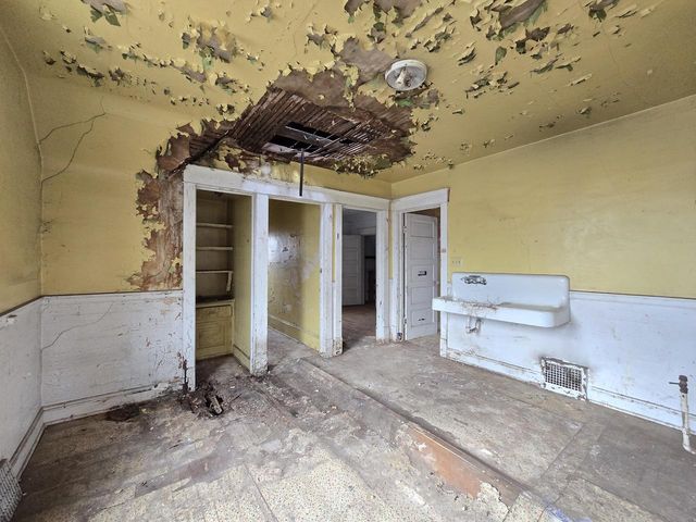 3921 N 19th PLACE, Milwaukee, WI 53206