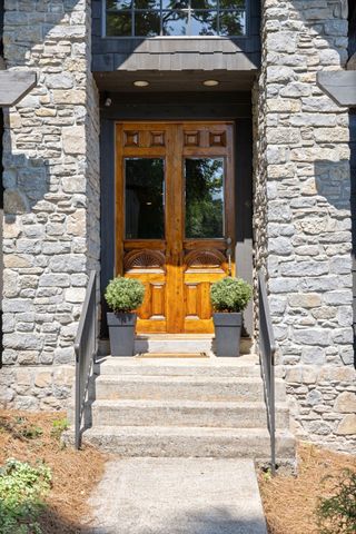 1244 Cliftee Dr, Brentwood, TN 37027