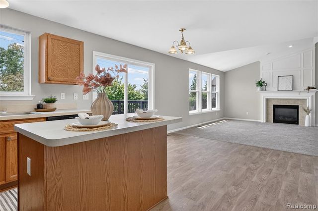 7460 Kensington Drive, Ypsilanti, MI 48197