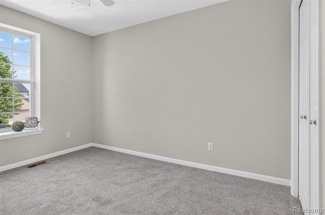 7460 Kensington Drive, Ypsilanti, MI 48197