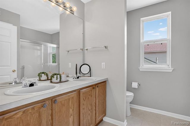 7460 Kensington Drive, Ypsilanti, MI 48197