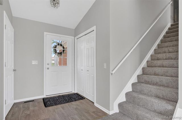 7460 Kensington Drive, Ypsilanti, MI 48197