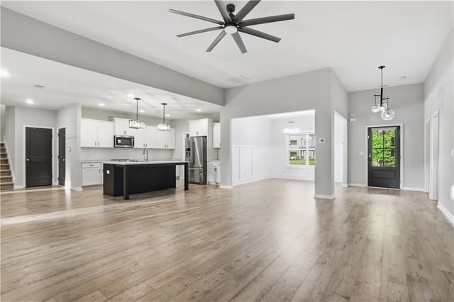 7001 Palomino Trail, Winston, GA 30187