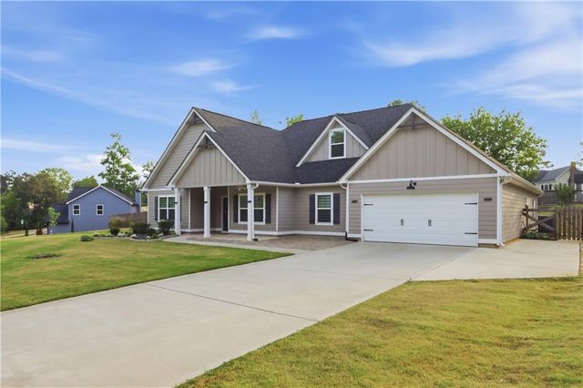 7001 Palomino Trail, Winston, GA 30187