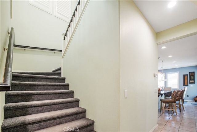 27323 Ardella Place, Saugus, CA 91350