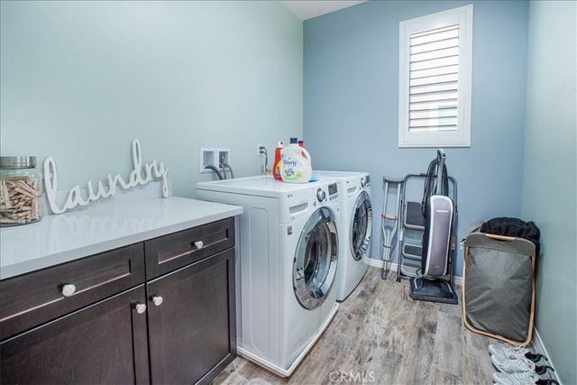 27323 Ardella Place, Saugus, CA 91350