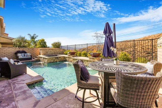 27323 Ardella Place, Saugus, CA 91350