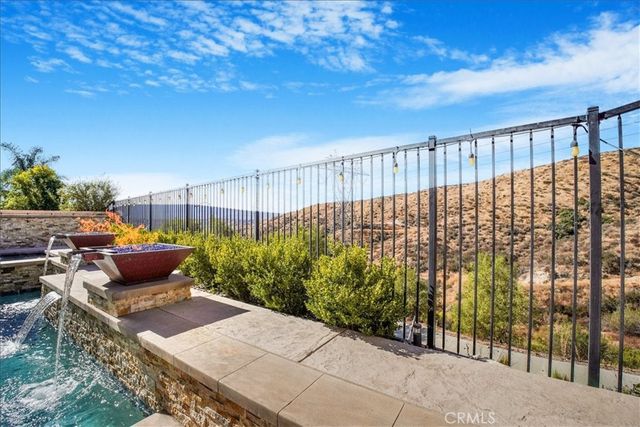 27323 Ardella Place, Saugus, CA 91350