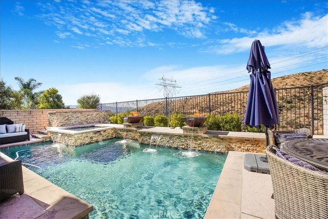 27323 Ardella Place, Saugus, CA 91350