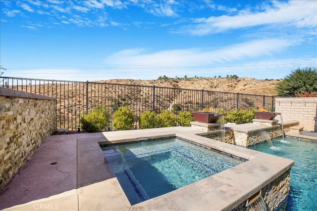 27323 Ardella Place, Saugus, CA 91350