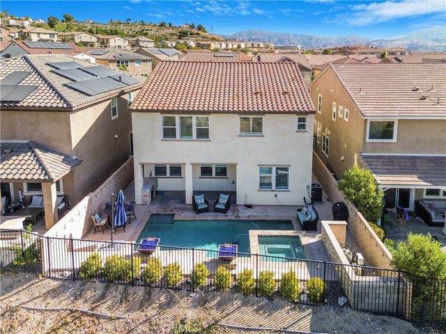 27323 Ardella Place, Saugus, CA 91350