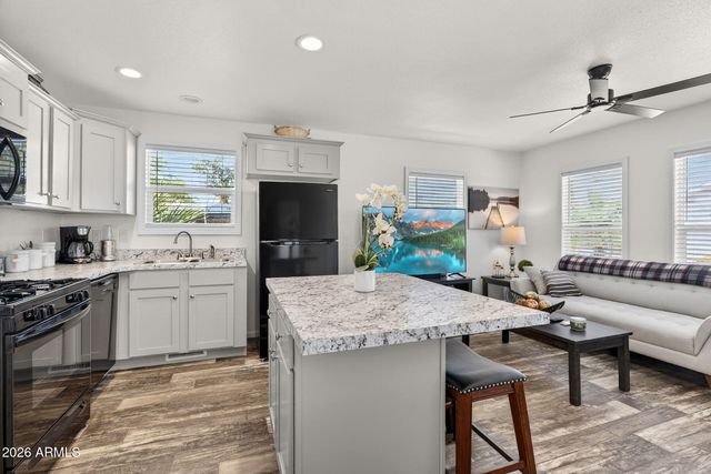 202 N MERIDIAN Road 220, Apache Junction, AZ 85120