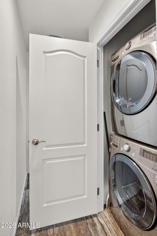 202 N MERIDIAN Road 220, Apache Junction, AZ 85120