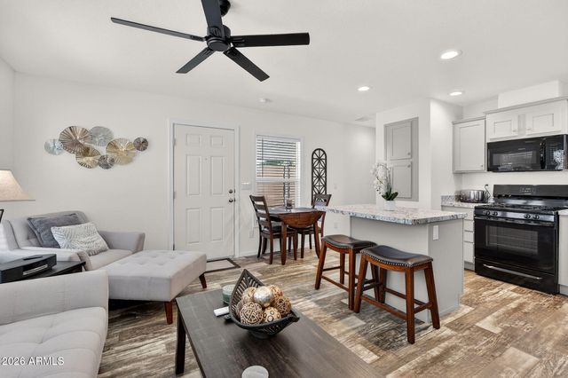 202 N MERIDIAN Road 220, Apache Junction, AZ 85120