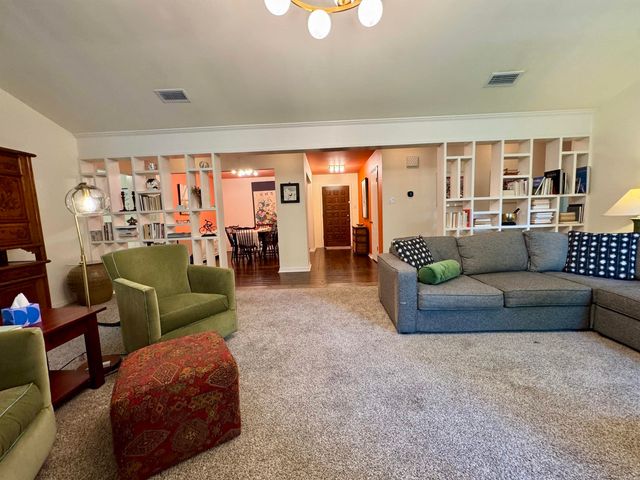 1909 Creekwood Drive, Conway, AR 72032