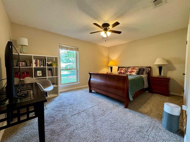 1909 Creekwood Drive, Conway, AR 72032