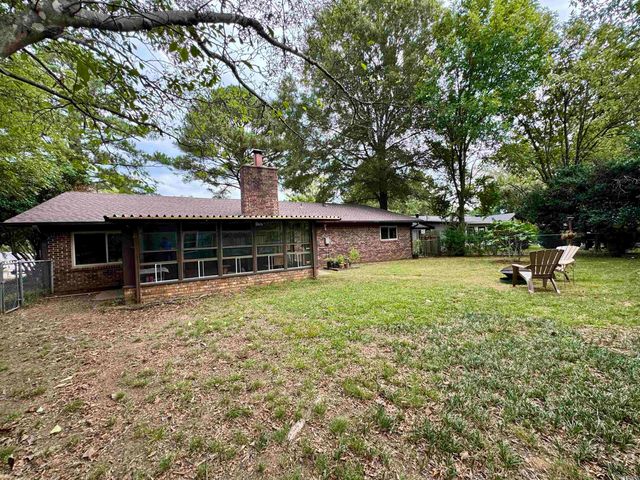 1909 Creekwood Drive, Conway, AR 72032