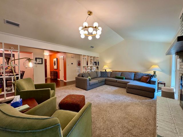 1909 Creekwood Drive, Conway, AR 72032