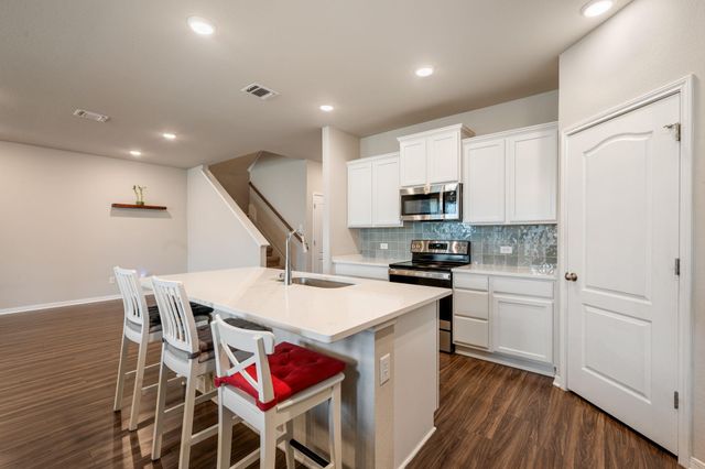 2029 Collard CT, Temple, TX 76502