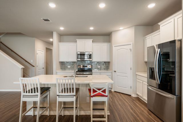 2029 Collard CT, Temple, TX 76502