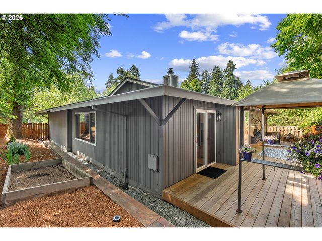 2211 Sw MARIGOLD St, Portland, OR 97219