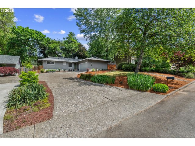 2211 Sw MARIGOLD St, Portland, OR 97219