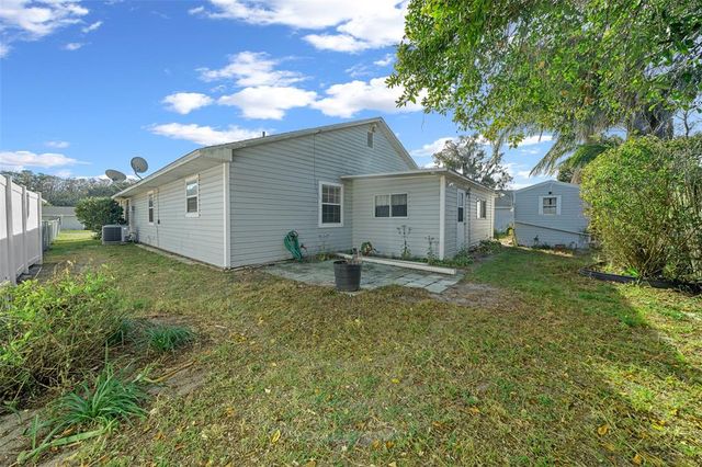 7 GINGER CIRCLE, Leesburg, FL 34748