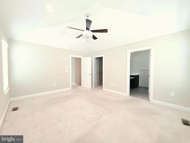301 W HAMLIN AVE, Telford, PA 18969