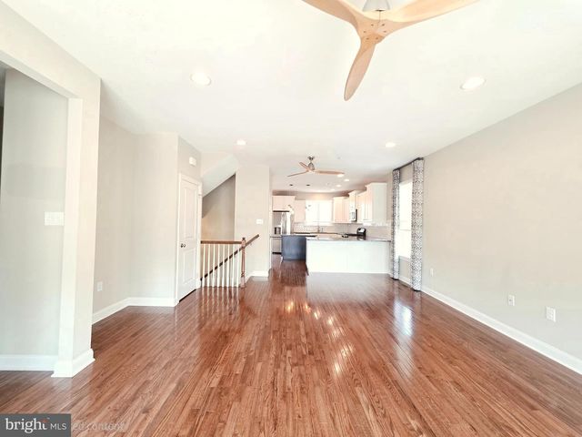 301 W HAMLIN AVE, Telford, PA 18969