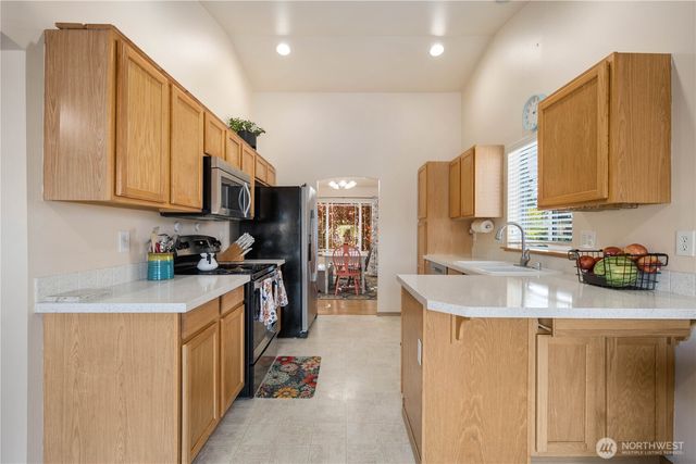 10430 Carter Street SE, Yelm, WA 98597