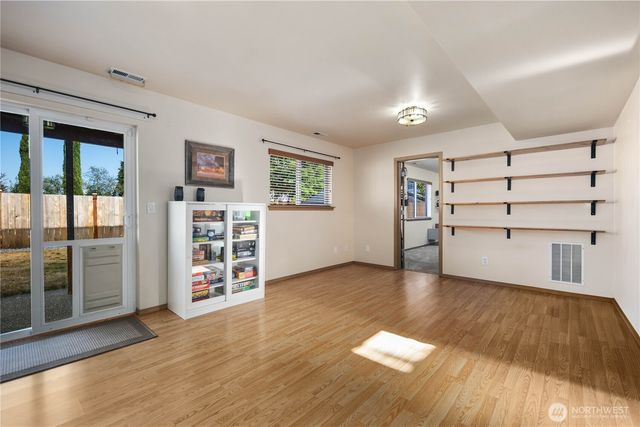 10430 Carter Street SE, Yelm, WA 98597