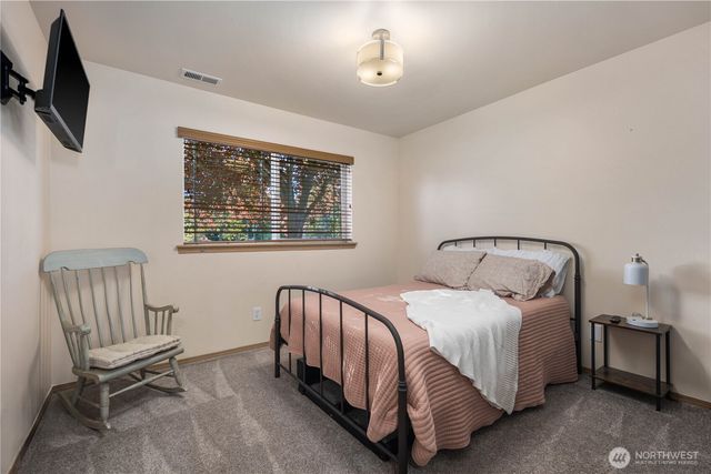 10430 Carter Street SE, Yelm, WA 98597
