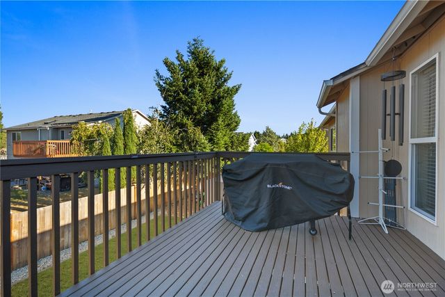 10430 Carter Street SE, Yelm, WA 98597